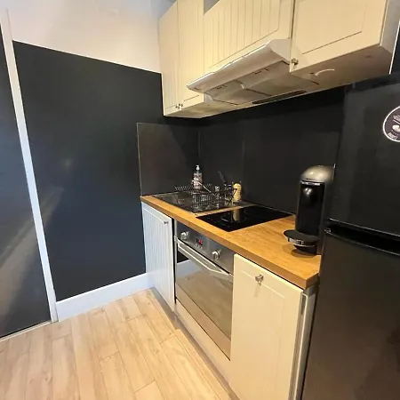 Cosy Avec Mezzanine En Plein Coeur De Biarritz, A 2 Pas De La - Fr-1-239-995